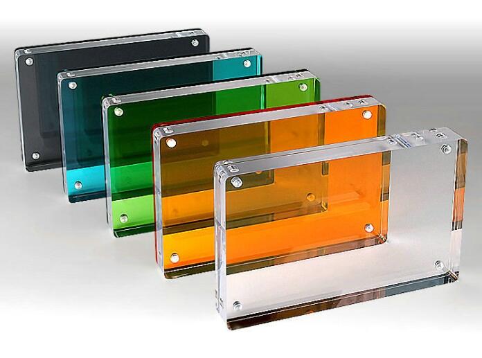 使用亞克力板應(yīng)該注意的5個地方