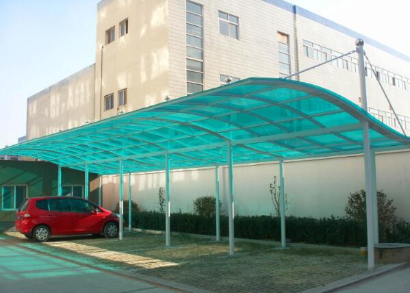 PC耐力板車棚雨棚多少錢一平方米？