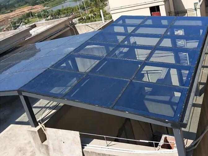 pc耐力板雨棚優(yōu)缺點有哪些？