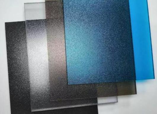 什么是PC硬塑板？